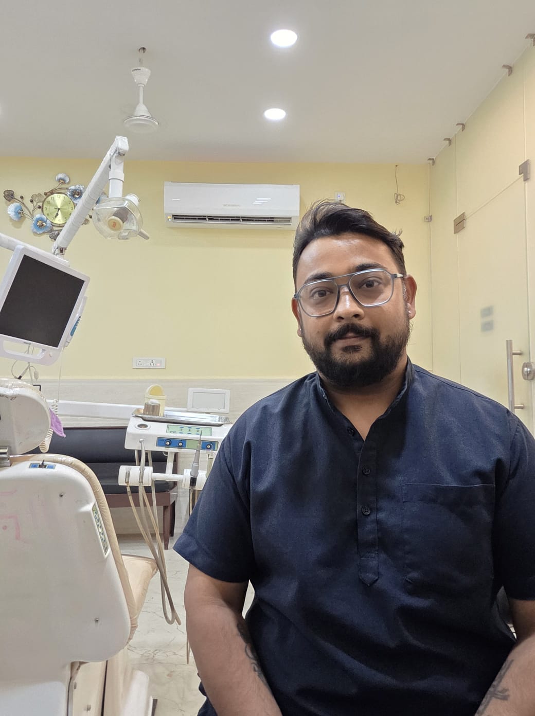 Dr. Shobhit Kochar